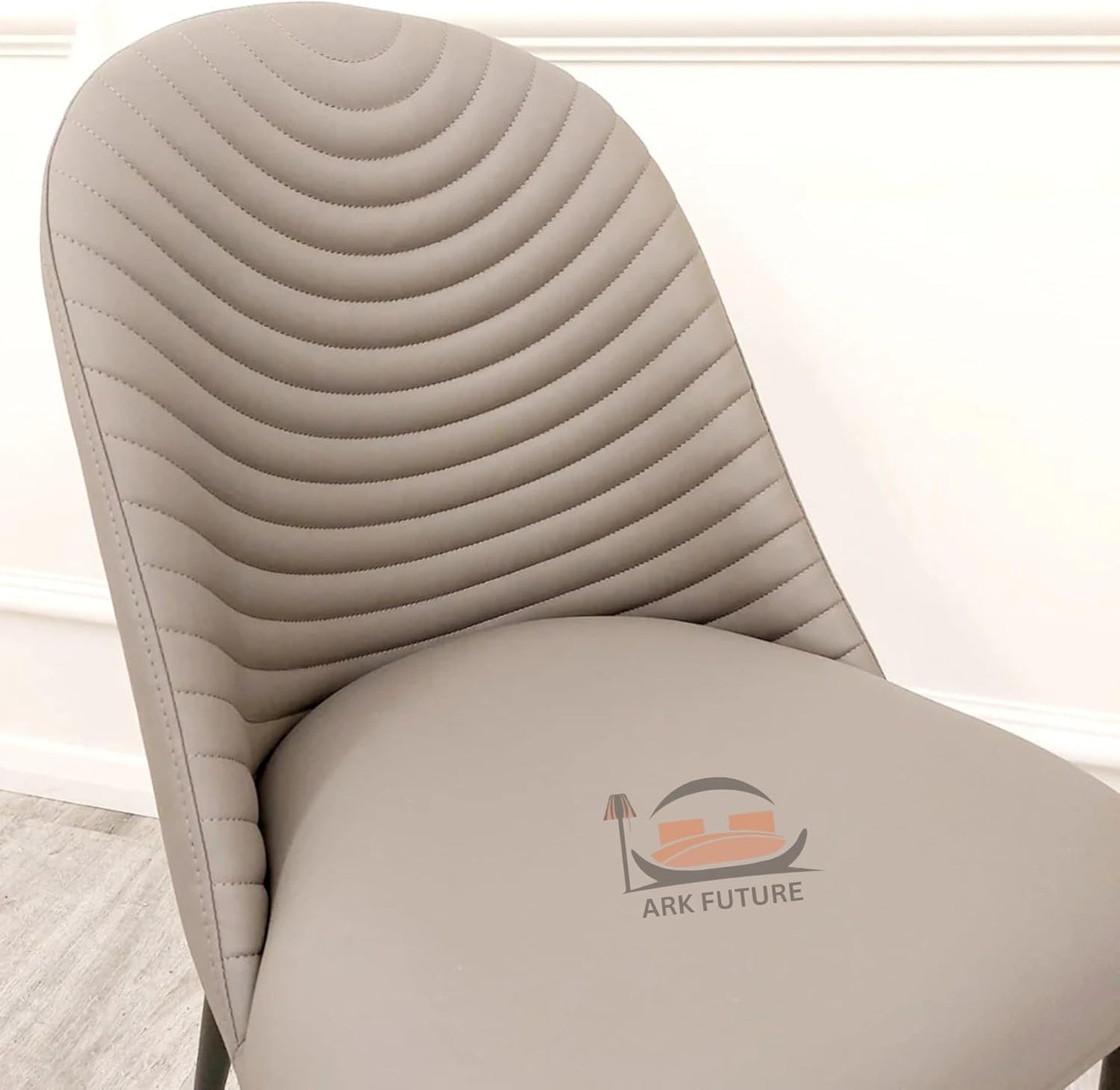 Alba Leather Dining Chair – Modern Design with Sturdy Legs