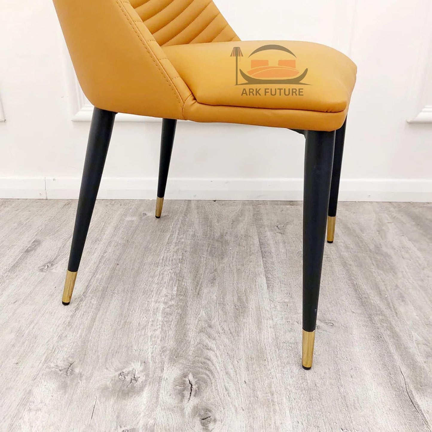 Alba Leather Dining Chair – Modern Design with Sturdy Legs