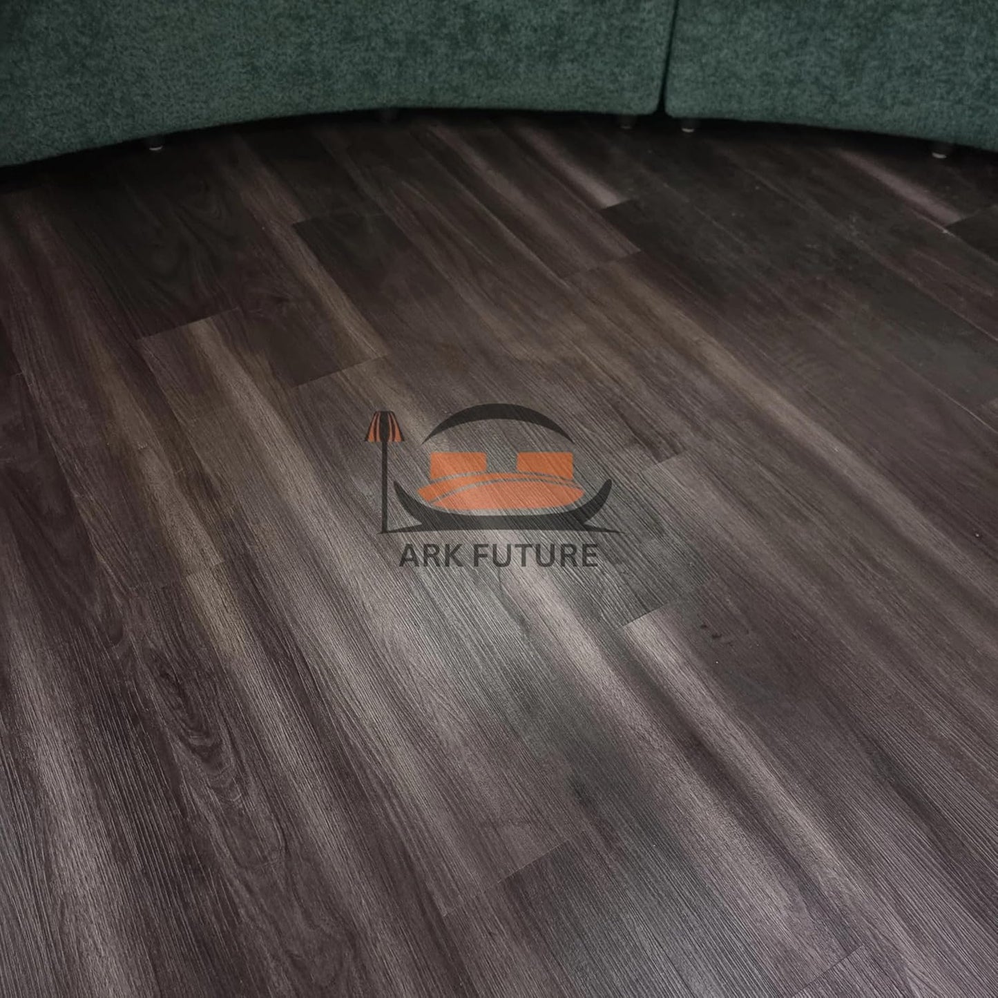 Self-Adhesive Wood Effect Vinyl Flooring β Durable, Easy Install, Water-Resistant (36 Planks)