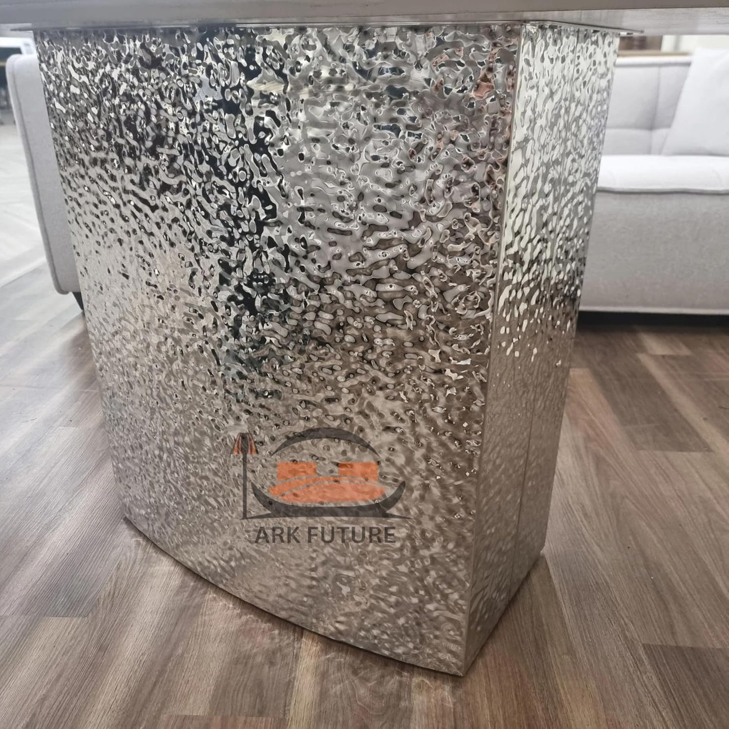 Luxury Roma Dining Table – Crystal Grey Marble Top with Textured Metal Stand