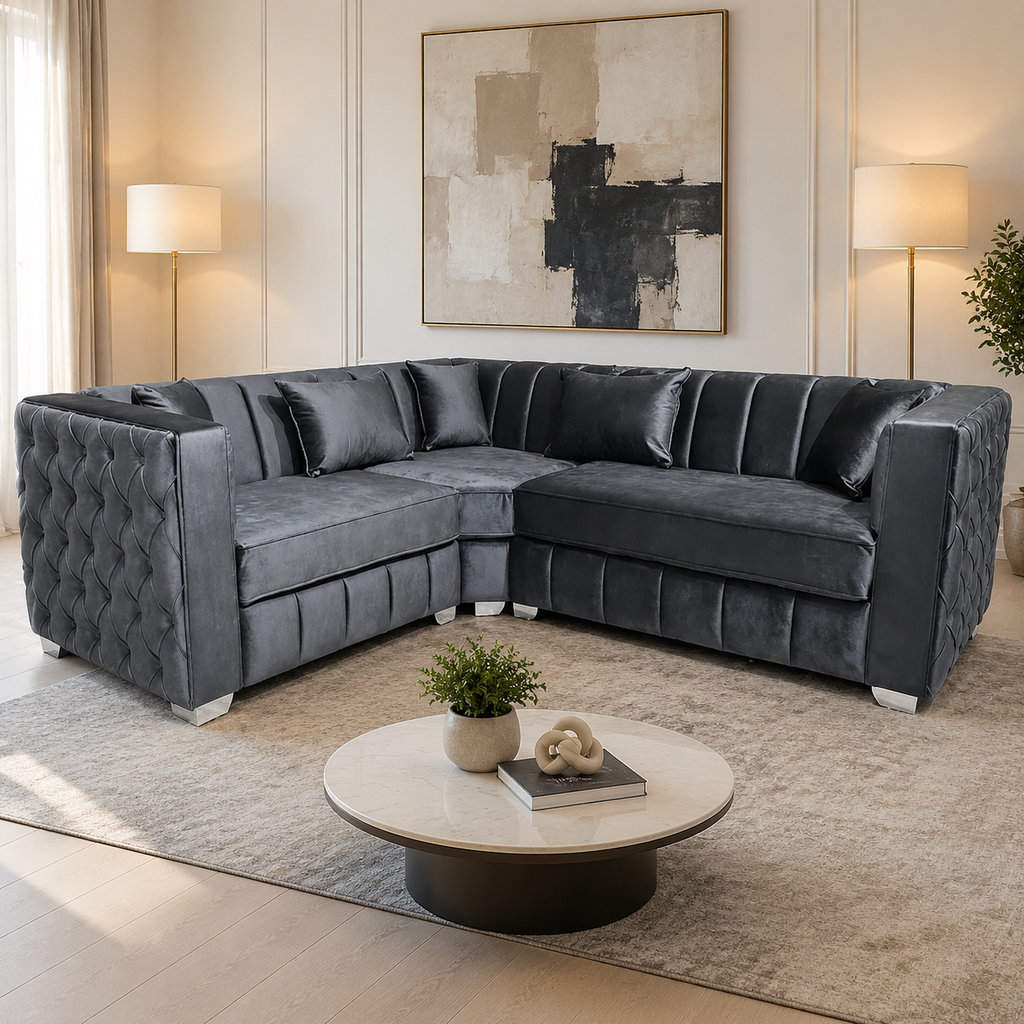 Dimmitt Chesterfield Design Sofa in Plush Velvet